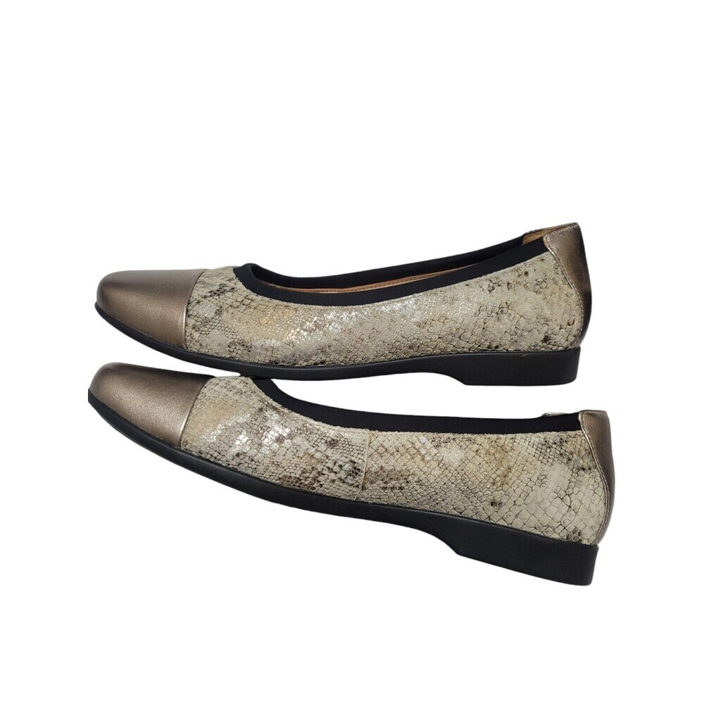 Clarks Un Darcey Cap Ballet Flat, Ivory Snake Leather, Women Size 8